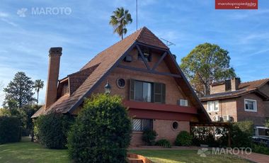 CASA EN VENTAY ALQUILER  EN LOS HORNEROS C.C. - MAROTO PROPIEDADES-