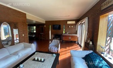 CASA EN VENTAY ALQUILER  EN LOS HORNEROS C.C. - MAROTO PROPIEDADES-