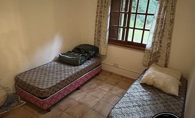 Casa a la venta en Costa del Este - Av. 3 entre Orquídeas y Violetas  al 345