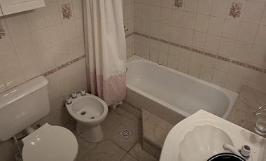 Casa a la venta en Costa del Este - Av. 3 entre Orquídeas y Violetas  al 345