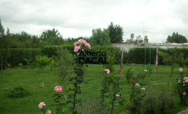 Casa en Venta en 44 esq. 232 La Plata - Alberto Dacal Propiedades