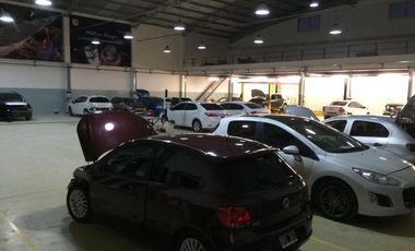 EXCELENTE LOCAL COMERCIAL Y NAVE INDUSTRIAL EN UBICACIÓN CON BUENOS ACCESOS, Camino Presidente Juan Domingo Peron 351, Lomas de Zamora Oeste.