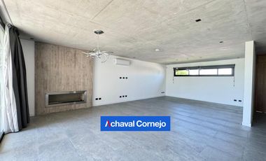 Casa en venta en  Barrio Costas al Agua - 5 dormitorios