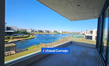 Casa en venta en  Barrio Costas al Agua - 5 dormitorios