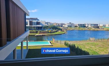 Casa en venta en  Barrio Costas al Agua - 5 dormitorios