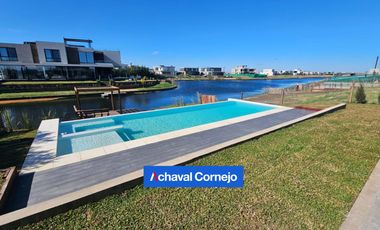 Casa en venta en  Barrio Costas al Agua - 5 dormitorios