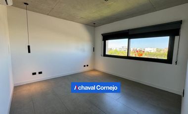 Casa en venta en  Barrio Costas al Agua - 5 dormitorios