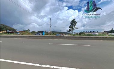 VENDO CASA COMERCIAL 1000MTS ALTO BOQUETE