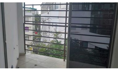 EDIFICIO EN EL INGENIO PARA INVERSION 459M2 A PASOS DEL METRO