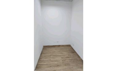 OFICINA EN OBARRIO   PLAZA REGENCY   118M2 CON MOBILIARIO