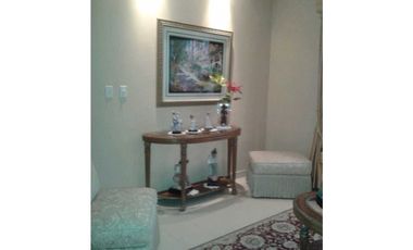 SE VENDE CASA EN ZONA EXCLUSIVA DE LA VILLA DE LOS SANTOS - NEGOCIABLE