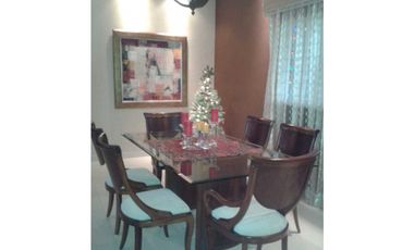 SE VENDE CASA EN ZONA EXCLUSIVA DE LA VILLA DE LOS SANTOS - NEGOCIABLE