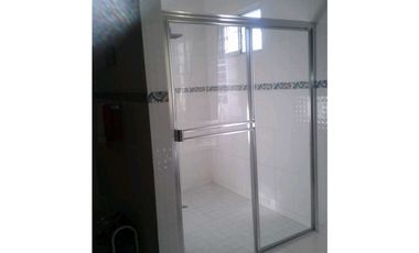 SE VENDE CASA EN ZONA EXCLUSIVA DE LA VILLA DE LOS SANTOS - NEGOCIABLE
