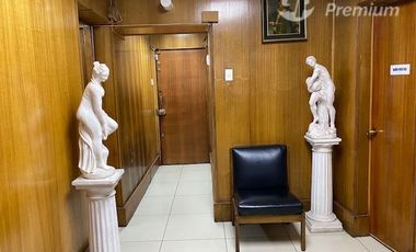 Oficina en Arriendo en E34319 - Venta o Arriendo Oficina Paseo Bulnes Santiago - 9Priv-4B1E