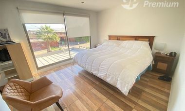 Casa en Venta en Bernardo Ohiggins - Lo Ovalle