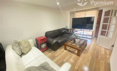 Casa en Venta en Bernardo Ohiggins - Lo Ovalle