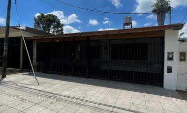 Casa de tres ambientes en alquiler, APTO COMERCIAL