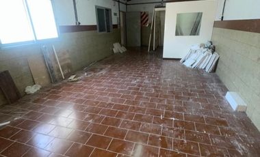 Casa de tres ambientes en alquiler, APTO COMERCIAL