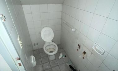 Casa de tres ambientes en alquiler, APTO COMERCIAL