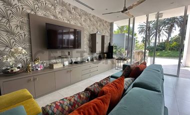 Vendo casa amplia en Isla Mocoli con vista al lago