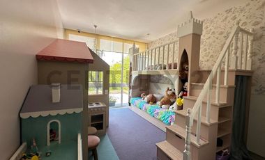 Vendo casa amplia en Isla Mocoli con vista al lago