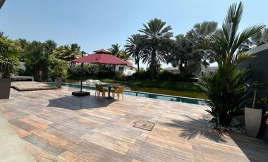 Vendo casa amplia en Isla Mocoli con vista al lago