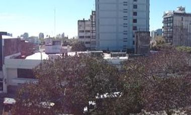 RETASADO - Maipú 400 2 pisos 240mts ideal para oficinas!