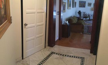 Venta departamento de 4 ambientes con cochera, en La Lucila