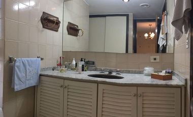 Venta departamento de 4 ambientes con cochera, en La Lucila
