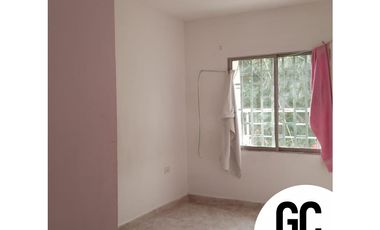 Se vende casa con locales comerciales -  Soledad 2000/ Villa monaco
