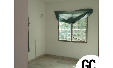 Se vende casa con locales comerciales -  Soledad 2000/ Villa monaco
