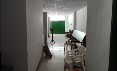 SE VENDE LOCAL EN LA TEBAIDA
