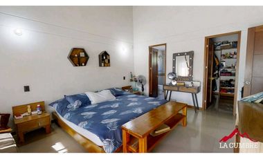 Casa Envigado Loma del Chocho , 4 alcobas 258m2💰1500 Mill