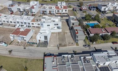 Terreno en venta en Fraccionamiento Adamar, Dentro de Coto, con Seguridad