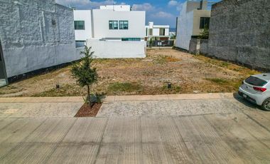 Terreno en Venta en Fraccionamiento Adamar