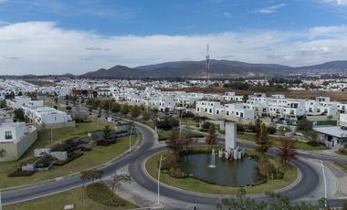 Terreno en Fraccionamiento Adamar, en Coto con Seguridad