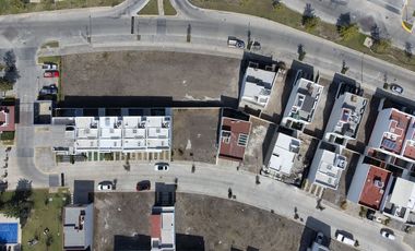 Terreno en Fraccionamiento Adamar, en Coto con Seguridad