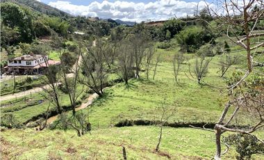 Venta de Lote en San Vicente, Antioquia – Con Nacimiento de Agua