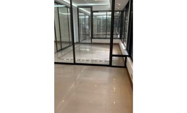 VENTA DE CASA EN EL POBLADO - MEDELLIN