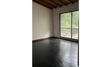 VENTA DE CASA EN EL POBLADO - MEDELLIN