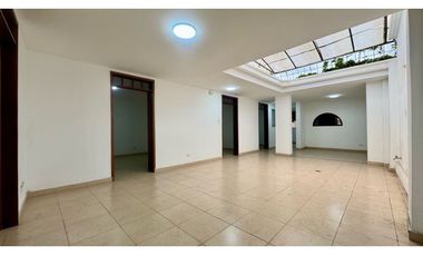 Casa remodelada de una planta en venta Barrio El Centro Palmira Valle