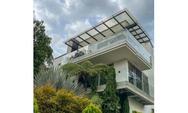 VENTA CASA CAMPESTRE 3 NIVELES LAS PALMAS MEDELLN