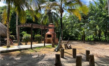 Se arrienda Casa Campestre con salida a la Playa en Palomino