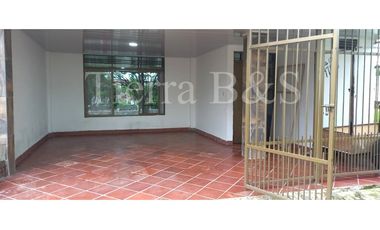 VENTA DE CASA EN RIVERA - HUILA, 230 M2 POR $380'000.000