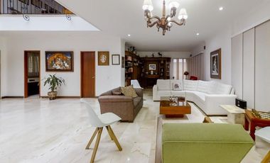 HERMOSA CASA POBLADO COLA DEL ZORRO