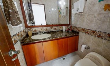 HERMOSA CASA POBLADO COLA DEL ZORRO