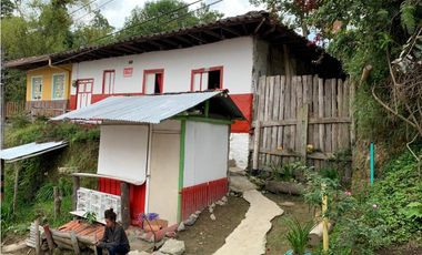 SE VENDE CASA-LOTE EN SALENTO QUINDIO
