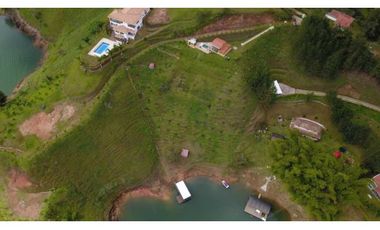 VENTA FINCA EN GUATAPE VEREDA LA CHAPA