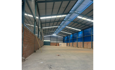 VENTA DE BODEGAS ZONA LA DOLORES