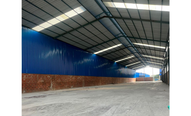 VENTA DE BODEGAS ZONA LA DOLORES